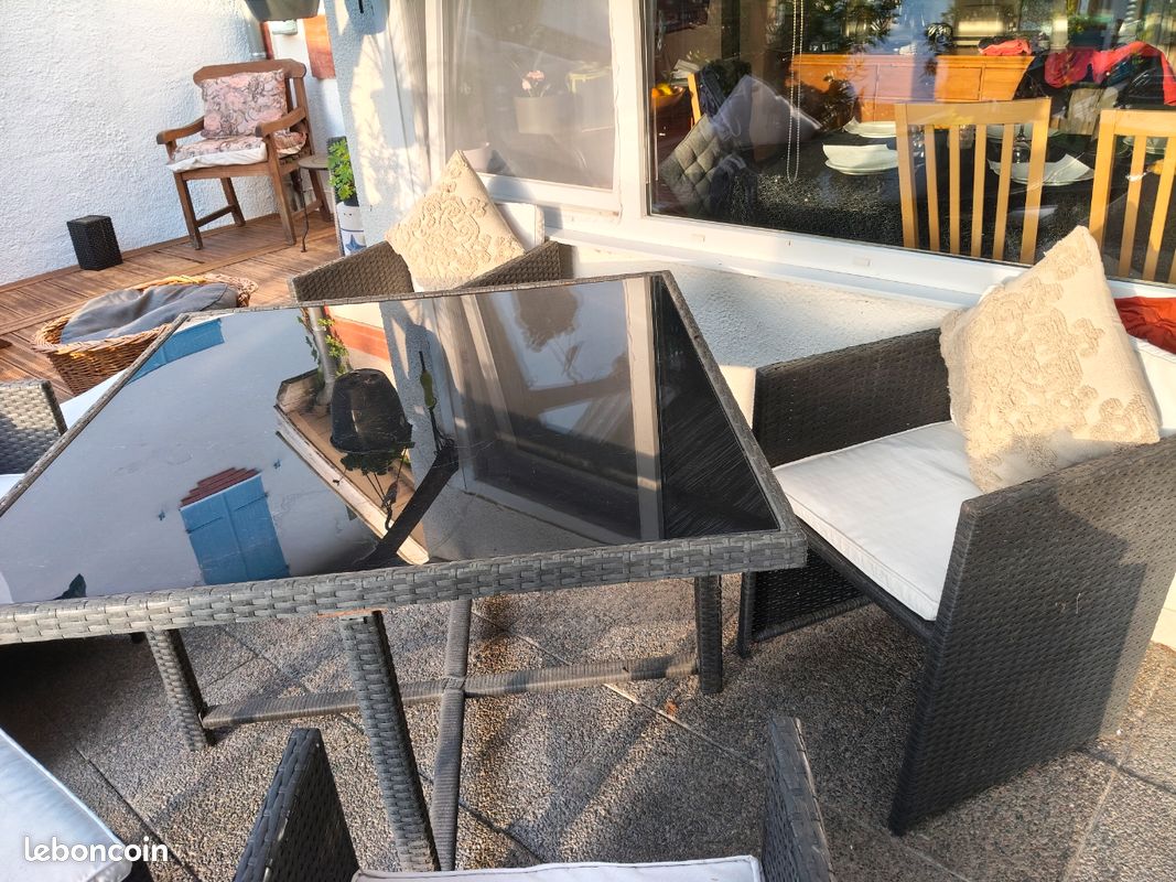 Table extérieur (image 6)