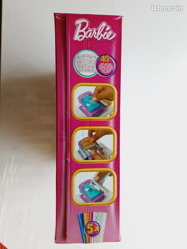 Barbie Coffret Boutique Créations avec Portant Multi Creation MATTEL Neuf scellé (image 4)
