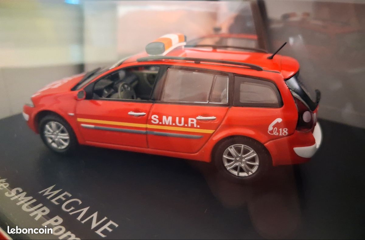 Eligor 1/43 – Renault Mégane Pompiers 18 2003 – Occasion (rétroviseur Manquant) – Boîte Incluse