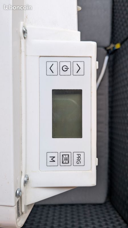 Radiateur à inertie sèche et son support (image 3)