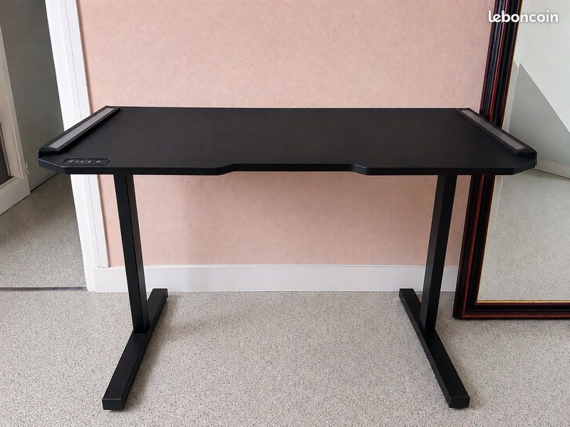 Bureau gaming COUGAR DEIMUS 120 RGB (image 1)
