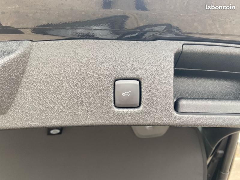 Ford Kuga 2.5 Duratec 180ch Hybrid FlexiFuel E85 ST-Line X Powershift (image 19)