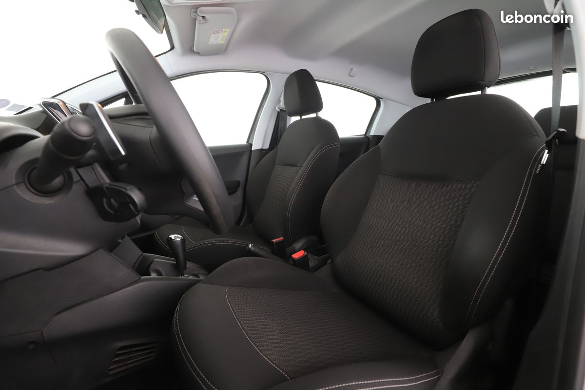Peugeot 208 1.2 PureTech Active ETG5 5P 82 ch (image 5)