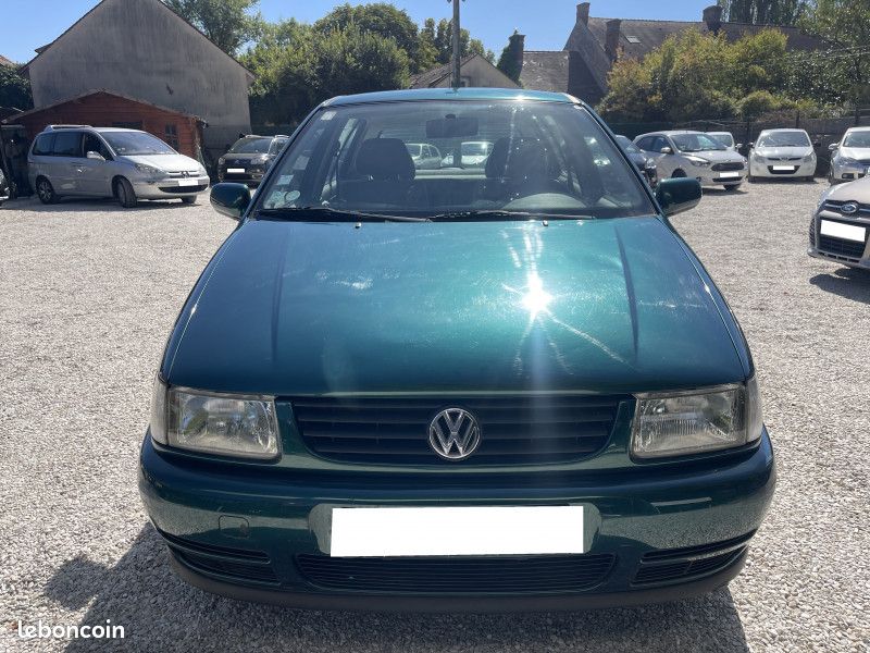 Volkswagen POLO 1.6 75CH CARAT 5P (image 2)
