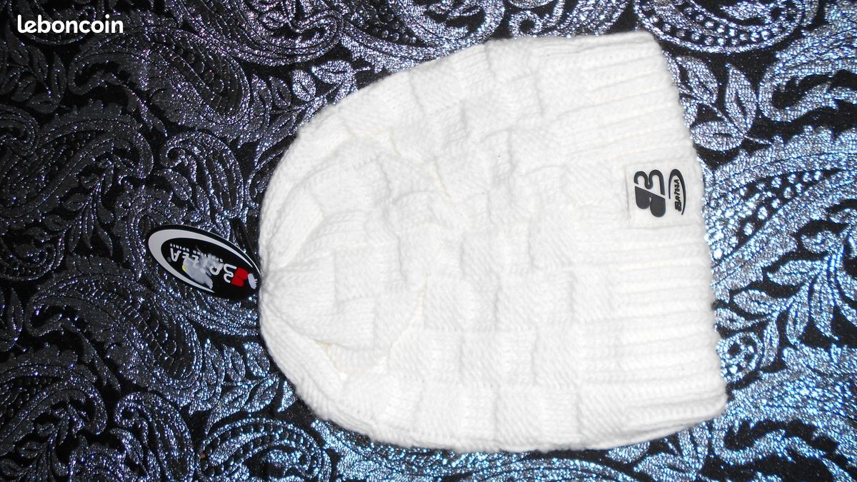 Bonnets 55 (image 1)