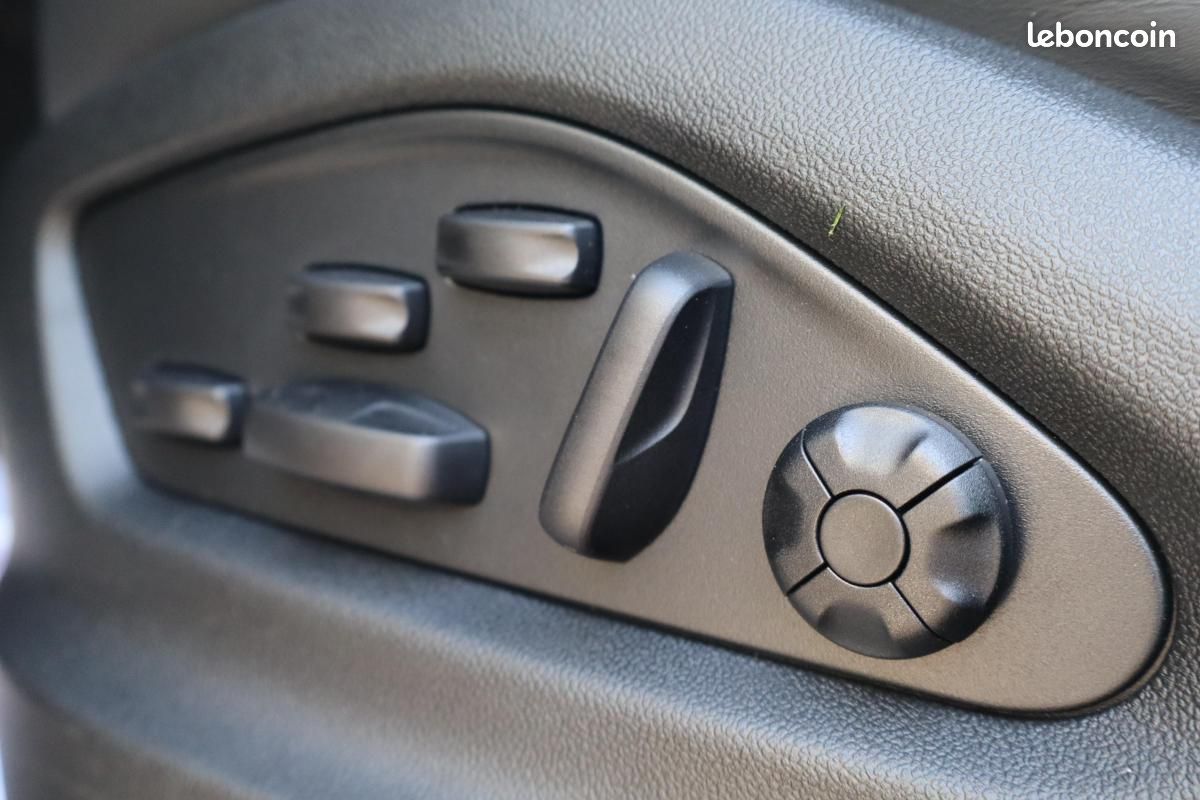 Porsche Cayenne E-Hybrid 3.0 V6 470 ch (image 24)