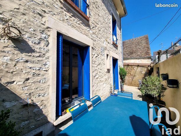 Maison 8 pièces 202 m²