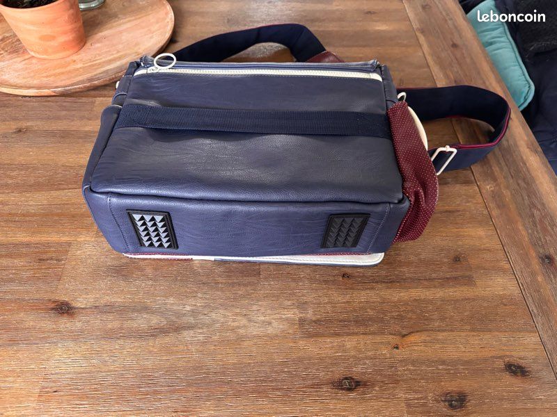 Sac marque SMILE neuf (image 4)