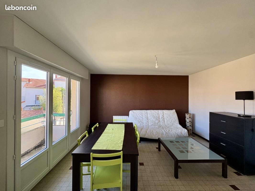 Appartement 1 pièce 36 m² · à Roanne · 36 m² · 405 €/mois