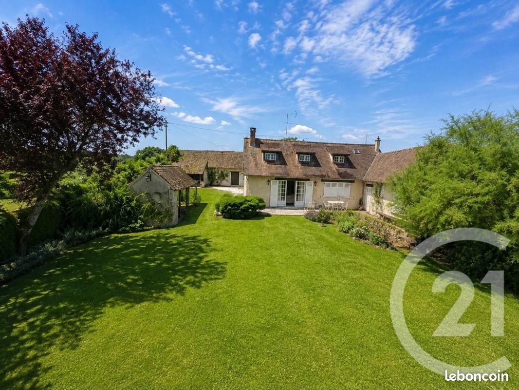 Maison 6 pièces 113 m² · à La Chapelle-Longueville · 113 m² · 316 000 €