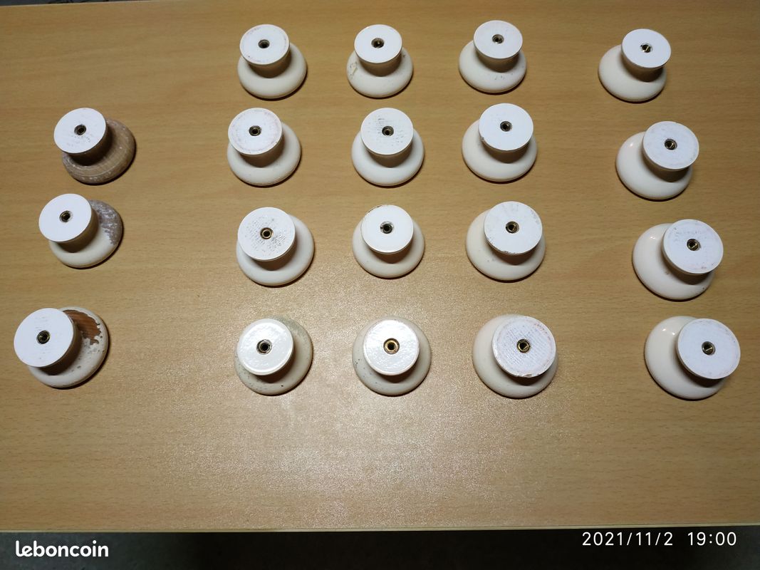 Boutons de portes ronds en bois (image 1)