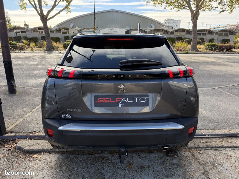 Peugeot 2008 1.5 BLUEHDI 130CH S&S ALLURE EAT8 (image 14)