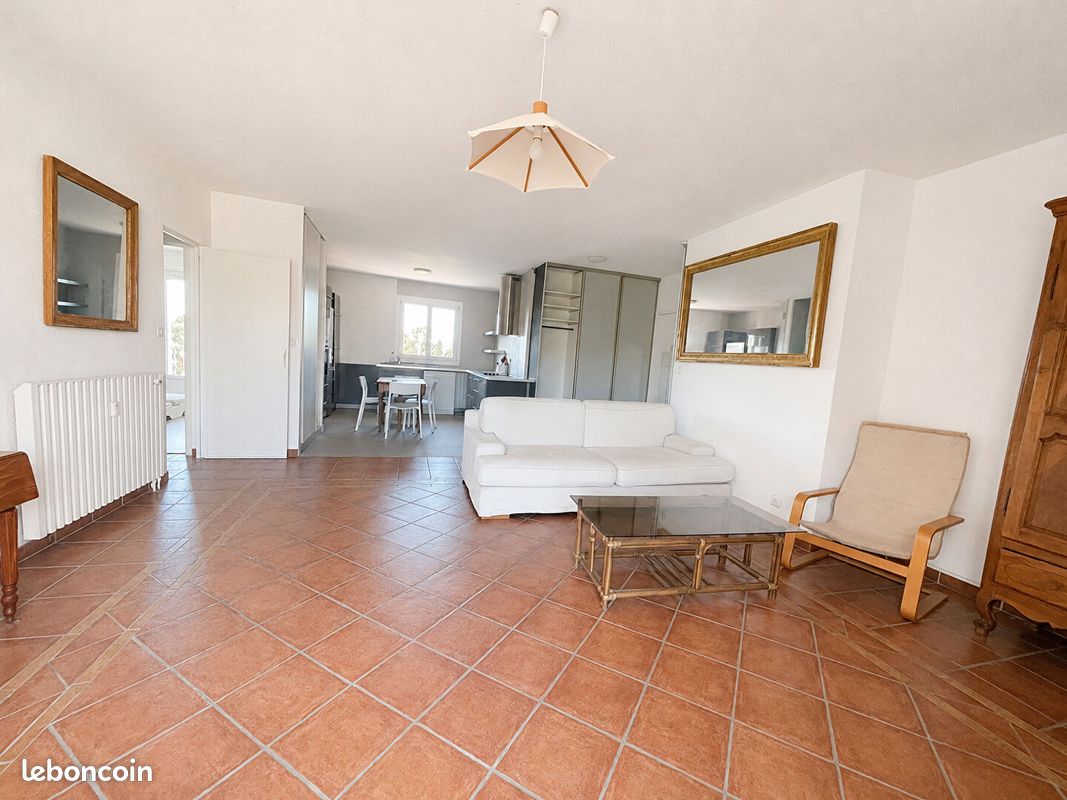 Appartement 3 pièces 76 m² · à Aix-en-Provence · 76 m² · 275 000 €