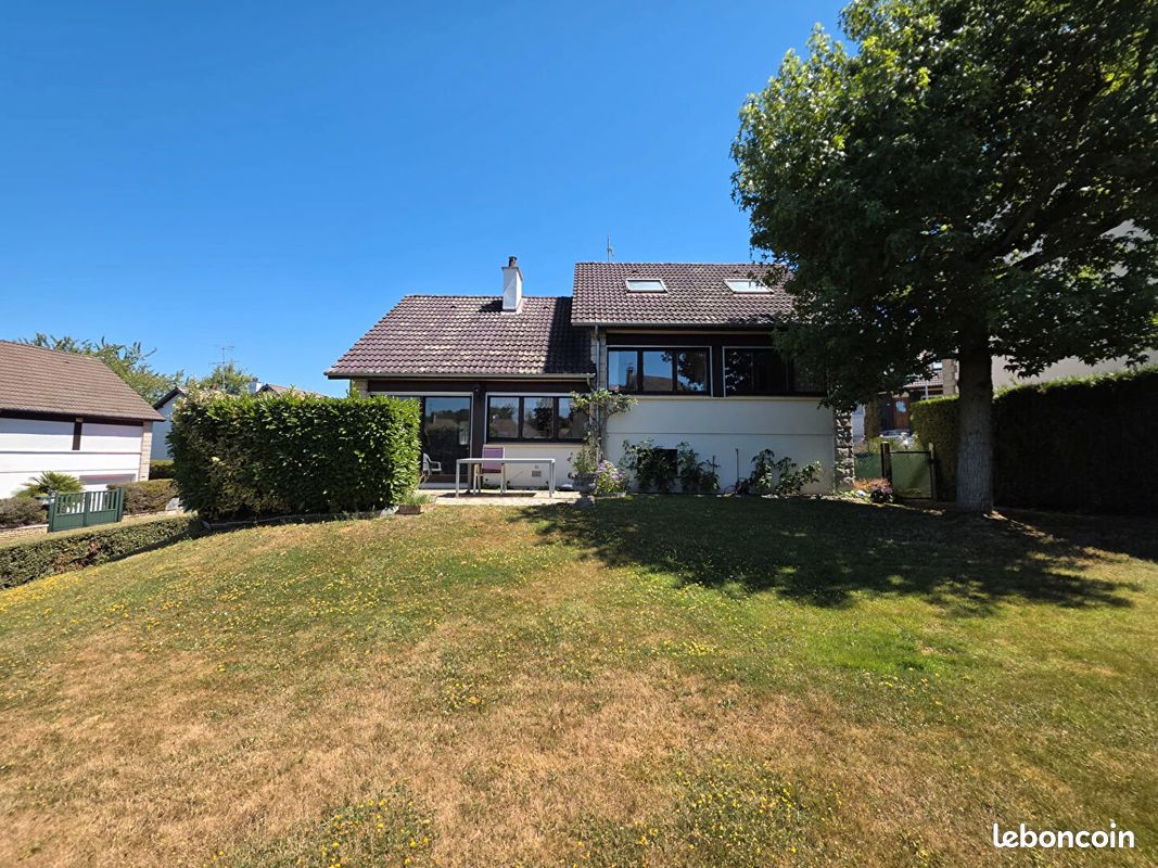 Maison 7 pièces 166 m² · à Domont · 166 m² · 355 000 €