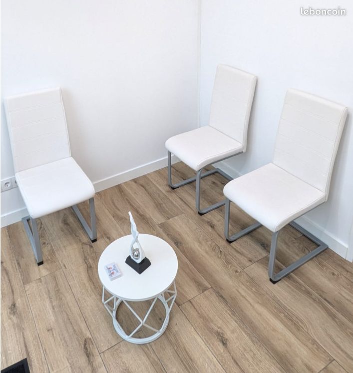 Table neuve laqué blanche (image 2)