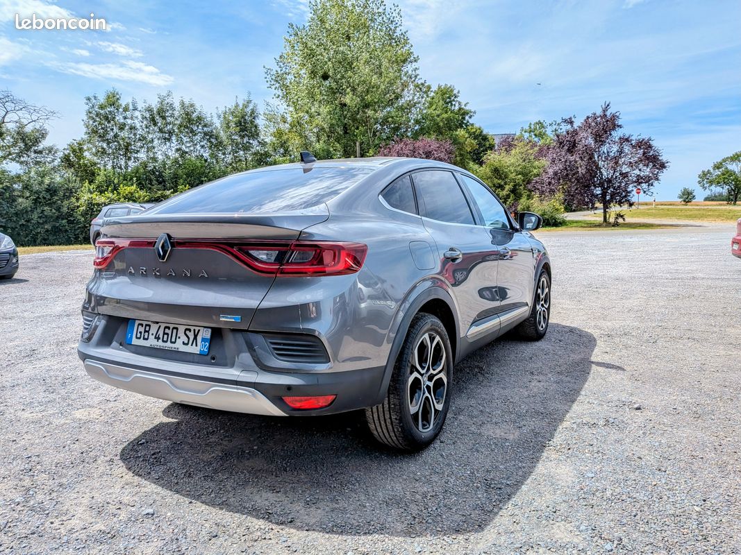 Renault arkana e-tech 145 ch 21b intens (image 2)