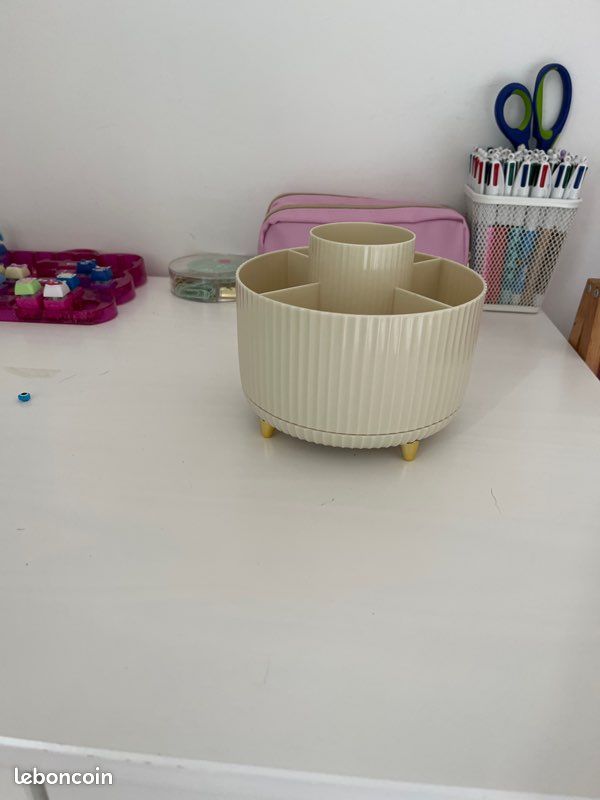 Rangement pour stylo (image 1)