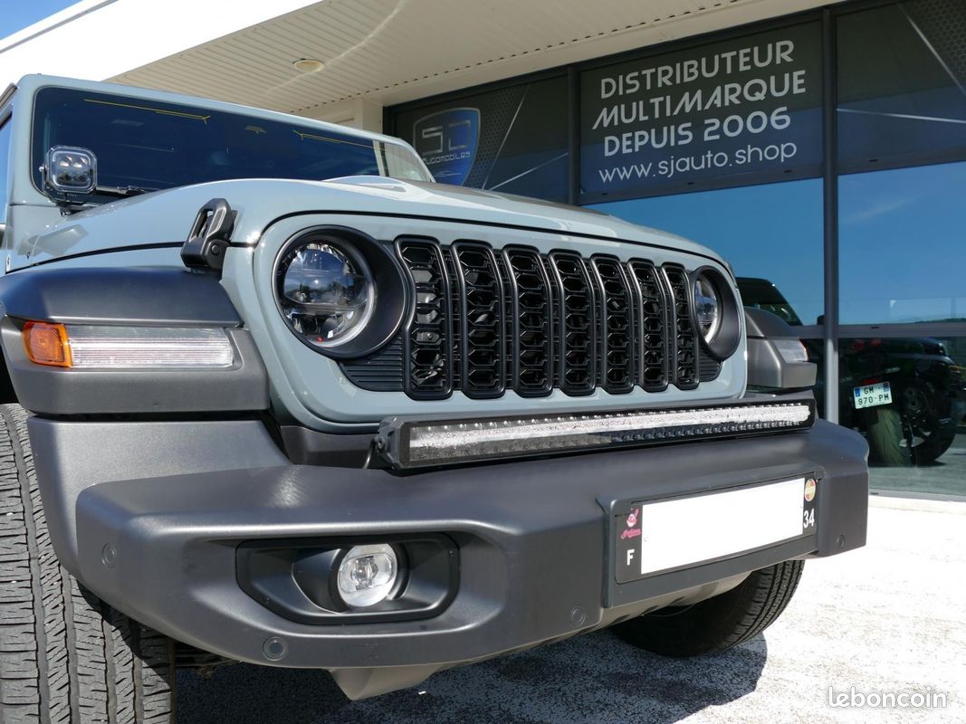 JEEP WRANGLER 2.0i T 4xe - 380 - BVA 4x4 2018 Unlimited Sahara 1941 PHASE 2 (image 5)