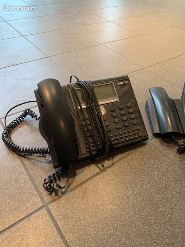 Standard téléphonique + téléphones pro (image 2)