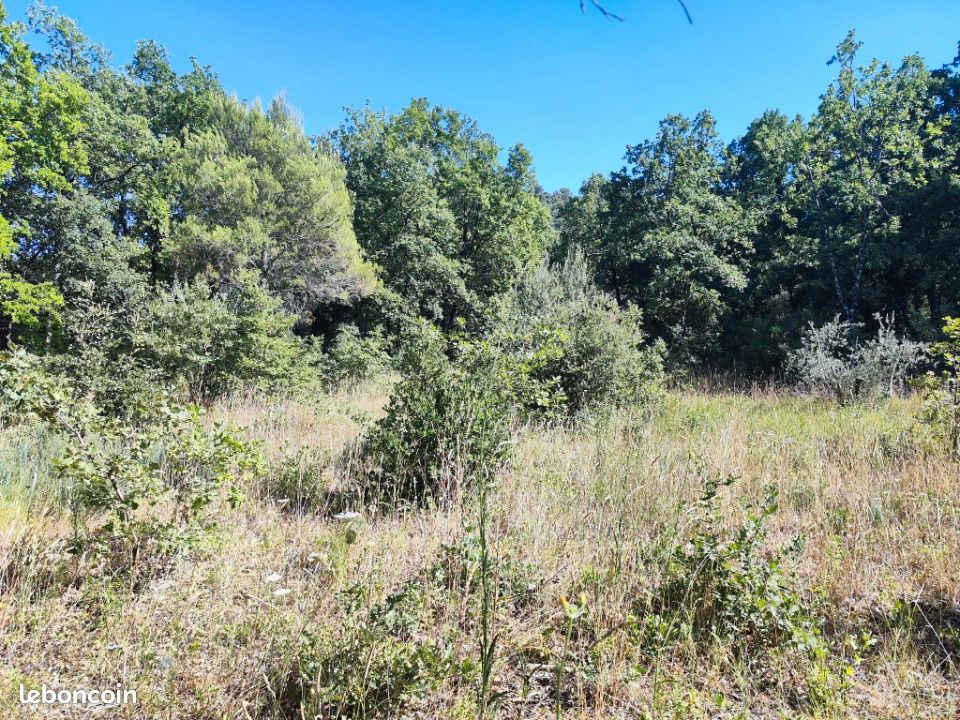 Terrain 1 397 m² Neoules · à Néoules · 176 000 €