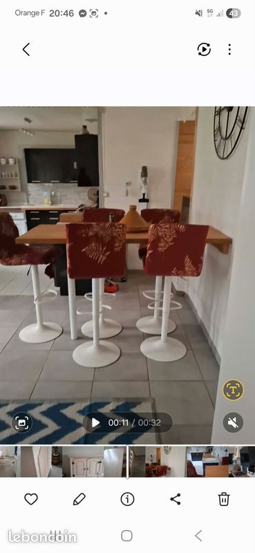 5 chaises hautes + pied (image 1)