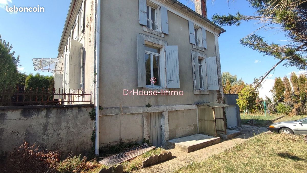 Maison 7 pièces 143 m² · à Terres-de-Haute-Charente · 143 m² · 95 590 €