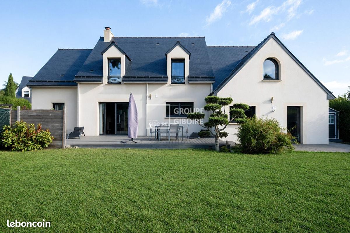 Maison 7 pièces 174 m² · à Cesson-Sévigné · 174 m² · 689 000 €