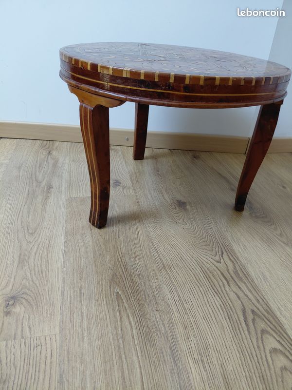 Table marocaine en marqueterie - authenique et raffinée (image 1)