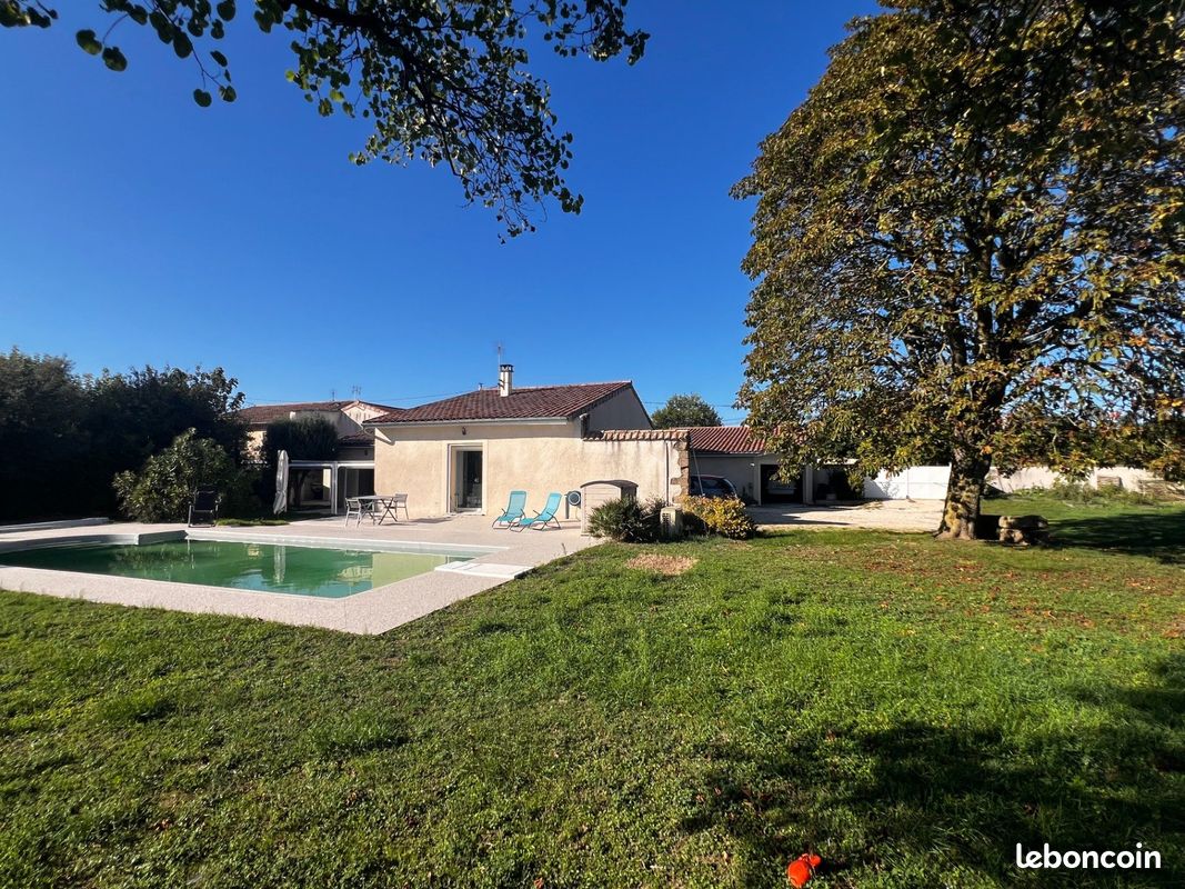 Maison 7 pièces 200 m² · à Saint-Marcel-lès-Valence · 200 m² · 580 000 €