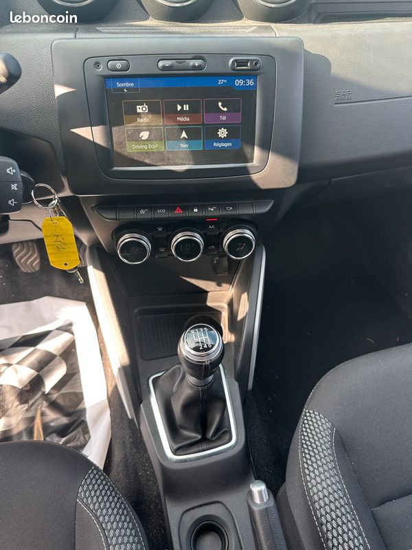 Dacia Duster 1.3 TCe 140 CH "Prestige" 1ère Main / 4x2 (image 6)