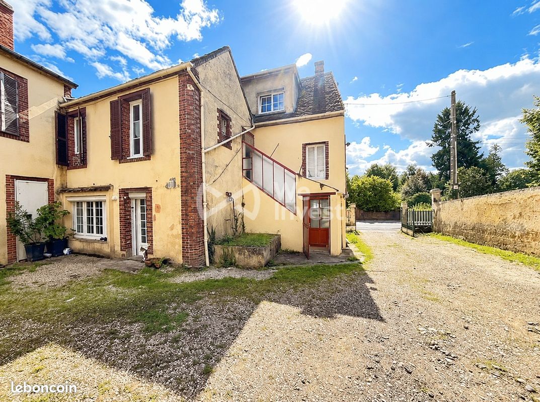 Immeuble 158 m² · à Toucy · 158 m² · 188 000 €