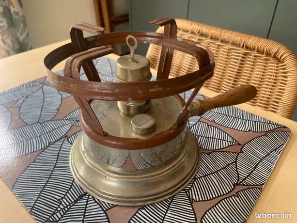 ANCIEN RECHAUD A ALCOOL PETROLE °°LE SAUVEUR