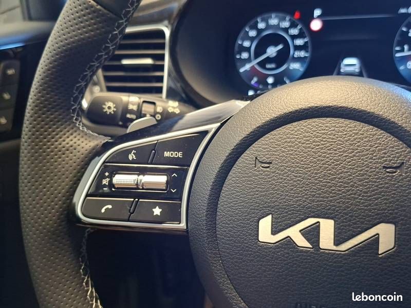 Kia CEED 1.5 T-GDi 140 ch DCT7 GT-line (image 25)