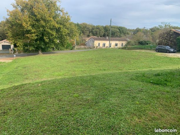 Terrain 845 m² Saint-Quentin-de-Baron