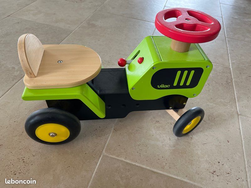 Jouet tracteur en bois VILAC (image 1)