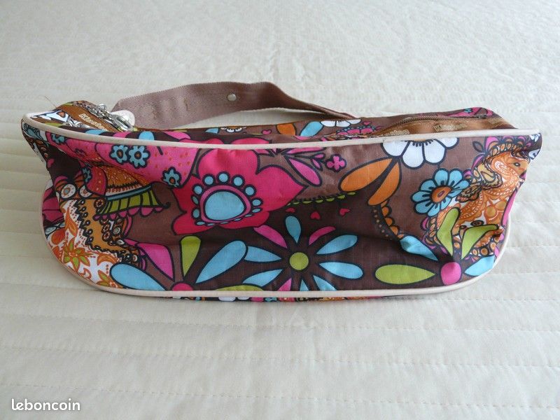 Sac à main Kinston forme banane neuf (FAB) (image 3)