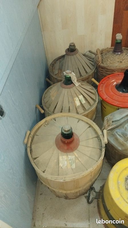 Bonbonne a eau de vie ou Dame Jeanne (image 1)