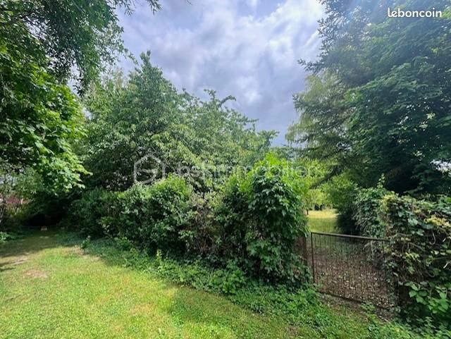 Terrain 810 m² Bray Sur Somme · à Bray-sur-Somme · 35 000 €