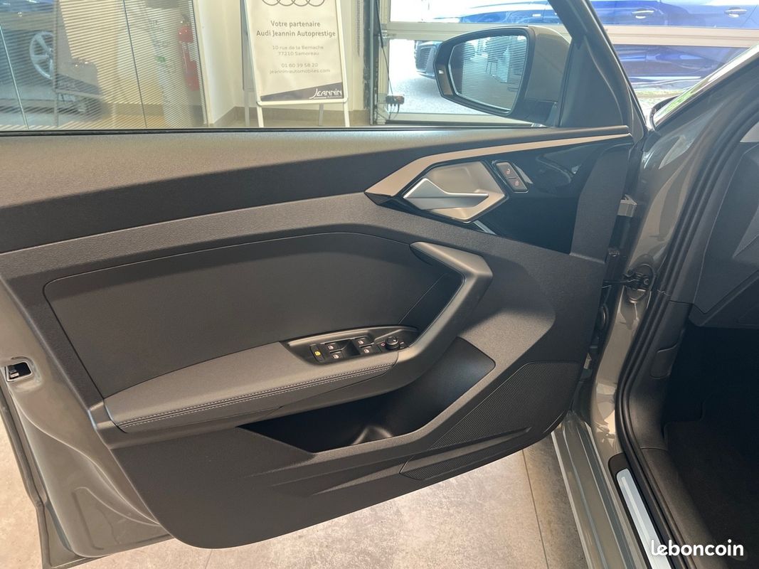 AUDI A1 Sportback 30 TFSI 116 ch S tronic 7 Design (image 20)