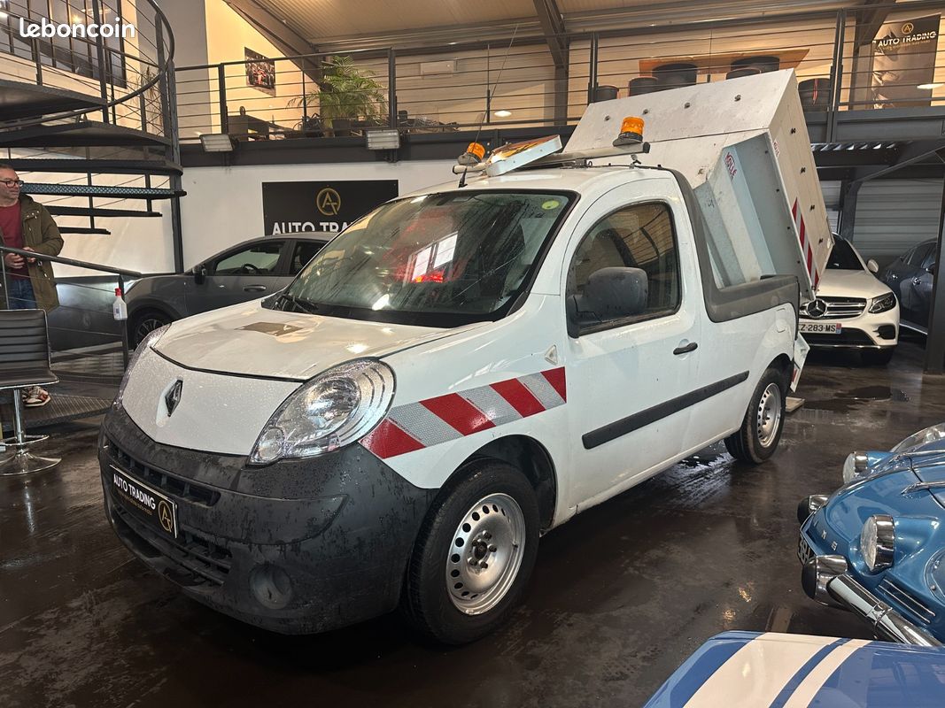 RENAULT KANGOO 1.5 dCi 90 Zen pick up benne basculante - benne hydraulic - distribution faite (image 1)