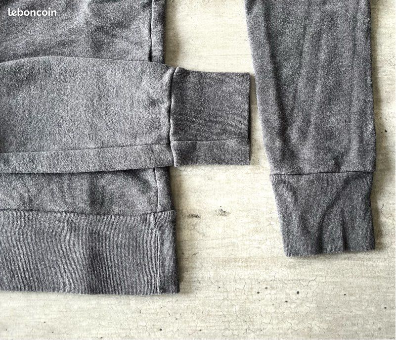 Sweat pull Ami Paris très bon état taille XS (image 6)
