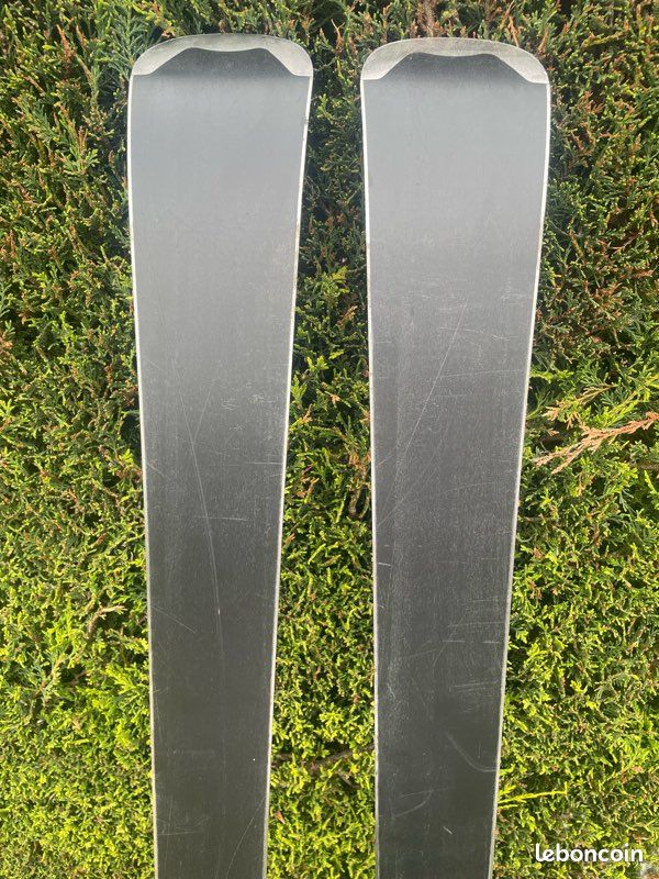 ski occasion adulte WEDZE AIRLINER taille : 161 cm = 1 mètre 61 + fixations