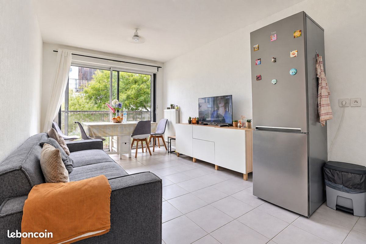 Parking 2 pièces 38 m² · à Eysines · 38 m² · 157 000 €