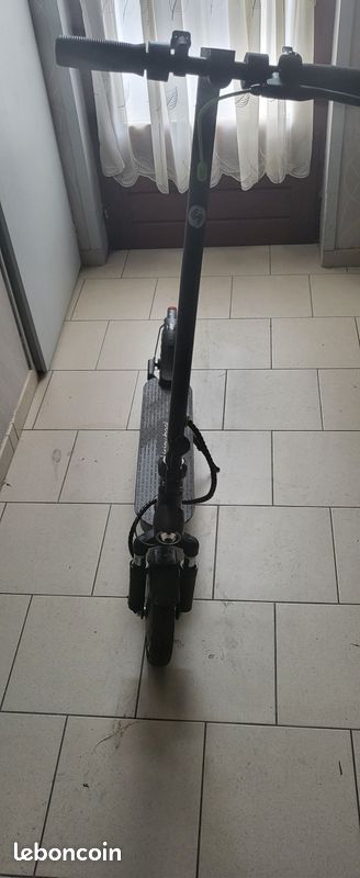 Trotinette electrique connecté (image 3)