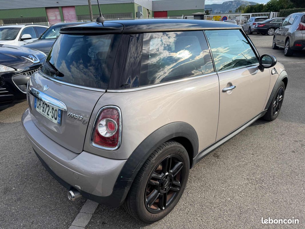 Mini cooper d lci 1.6 110ch phase 2 garantie (image 2)