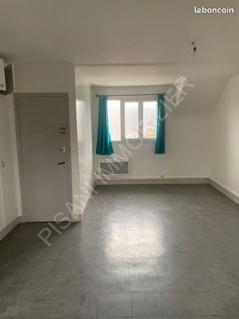 Studio 1 pièce 26 m²