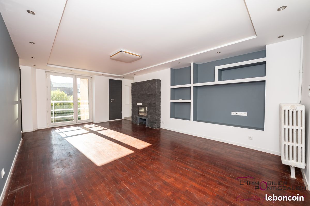 Appartement 4 pièces 130 m² · à Pontarlier · 130 m² · 255 500 €