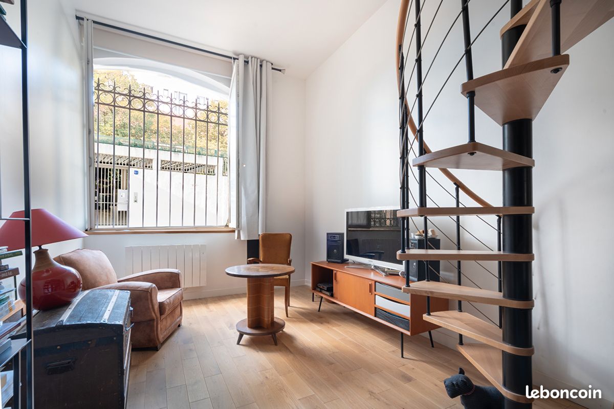 Appartement 1 pièce 25 m² · à Paris · 25 m² · 275 000 €