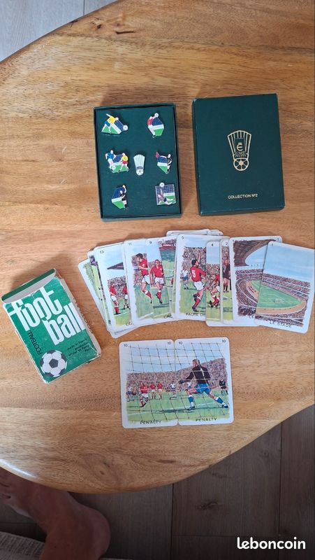 Jeu cartes vintage football + boite pins (image 2)