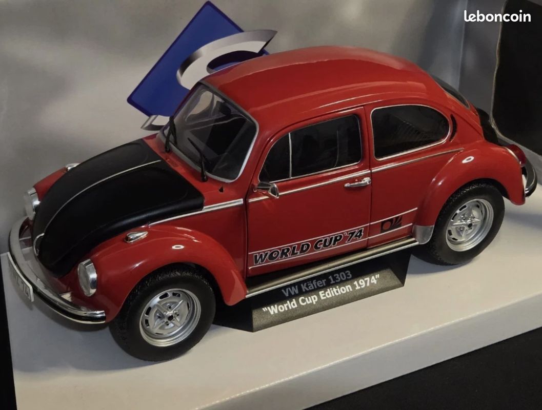 Miniature Solido 1/18 – VW Coccinelle 1303 – Coupe Du Monde 1974 – Rouge Et Noir